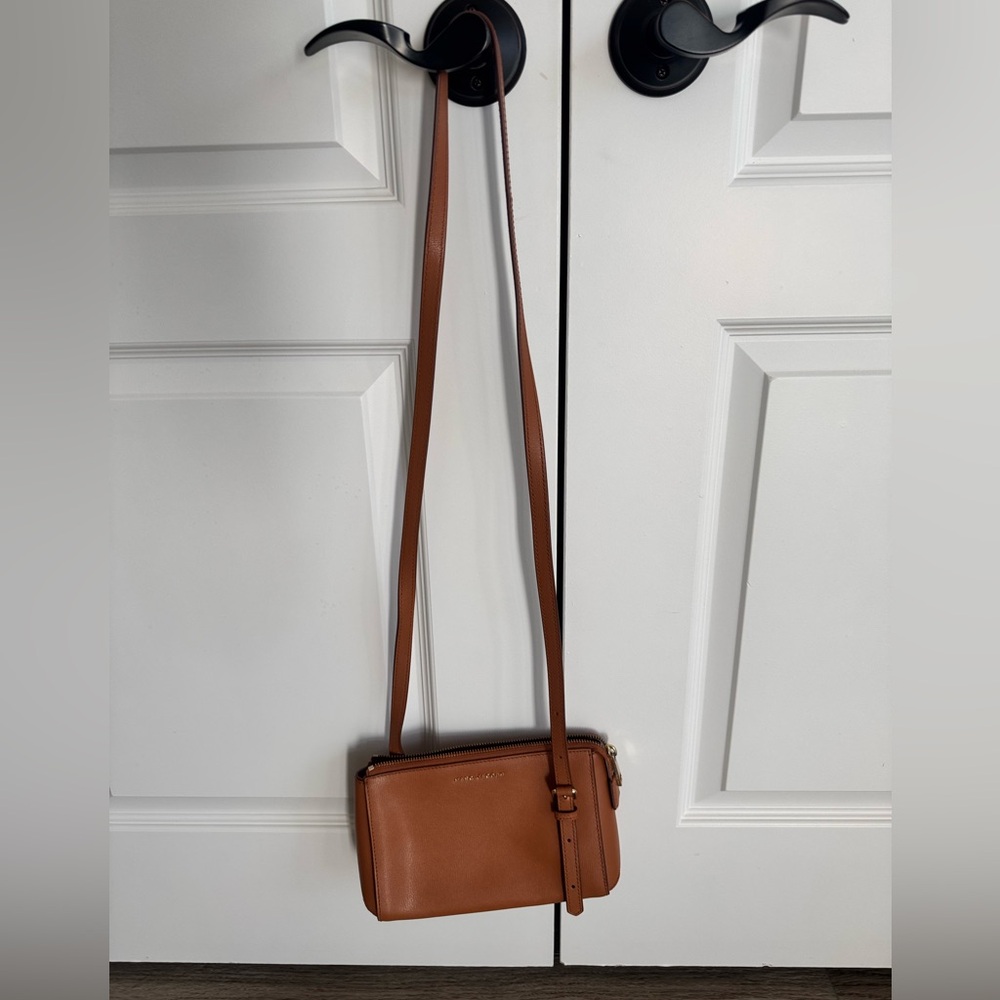 Marc Jacobs Crossbody Spacious purse